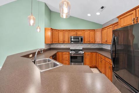 708 Knolls Drive Mount Vernon OH 43050