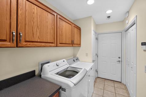 708 Knolls Drive Mount Vernon OH 43050