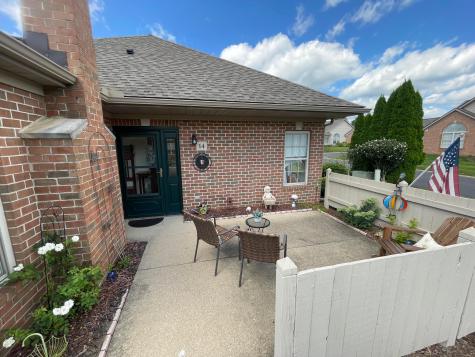 14 Woodberry Drive Mount Vernon OH 43050