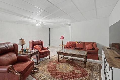 522 A Hickory Lane Howard OH 43028