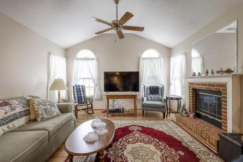6 Woodberry Drive Mount Vernon OH 43050