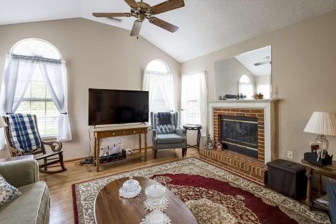 6 Woodberry Drive Mount Vernon OH 43050