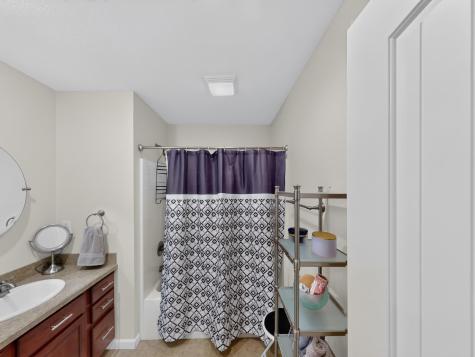 510 Hickory Lane Howard OH 43028
