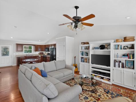 510 Hickory Lane Howard OH 43028