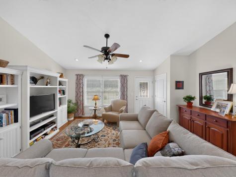 510 Hickory Lane Howard OH 43028