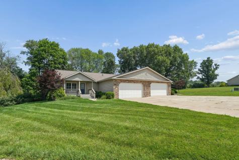 518A Hickory Lane Howard OH 43028