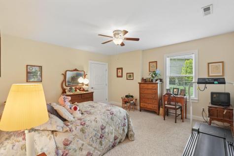 518A Hickory Lane Howard OH 43028