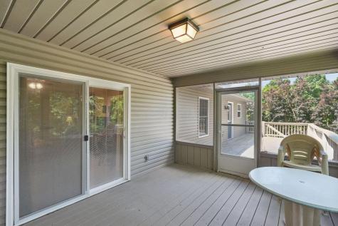 518A Hickory Lane Howard OH 43028