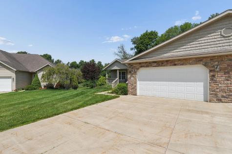518A Hickory Lane Howard OH 43028