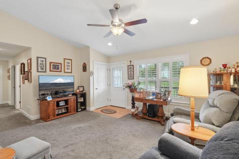 518A Hickory Lane Howard OH 43028