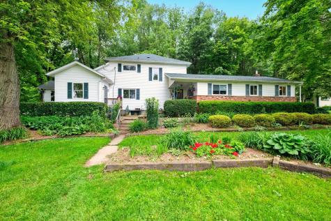 7955 Horn Road Gambier OH 43022