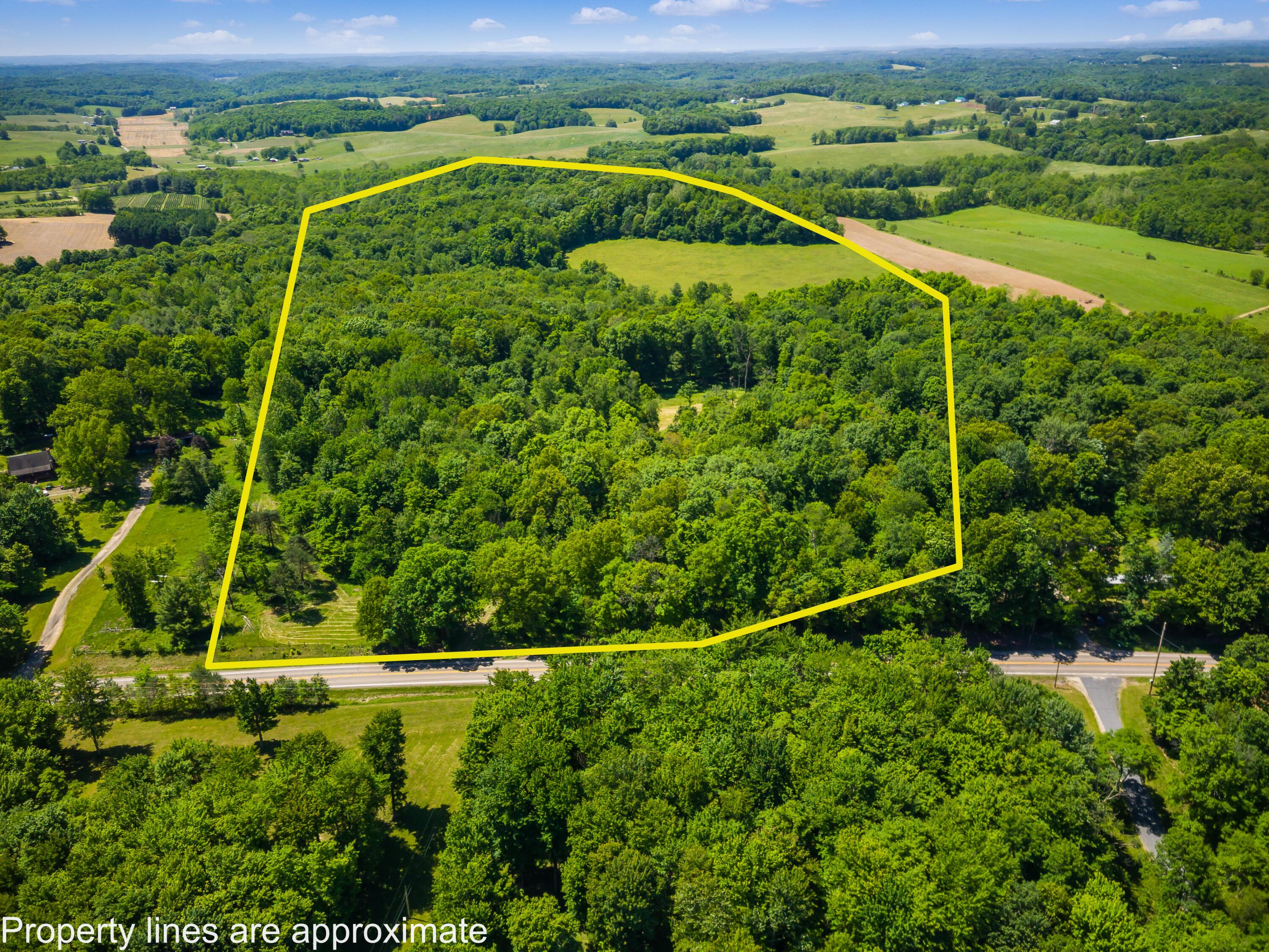12929 Pleasant Valley Road NE Utica OH 43080