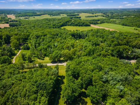 12929 Pleasant Valley Road NE Utica OH 43080