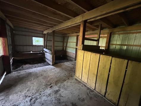 12929 Pleasant Valley Road NE Utica OH 43080