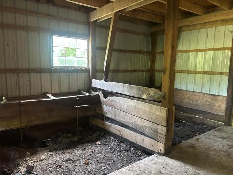12929 Pleasant Valley Road NE Utica OH 43080
