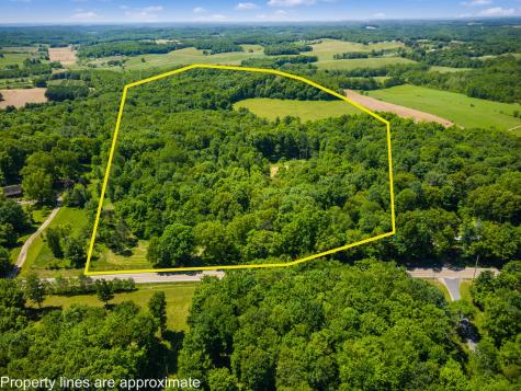 12929 Pleasant Valley Road NE Utica OH 43080