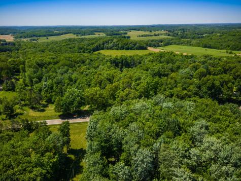 12929 Pleasant Valley Road NE Utica OH 43080