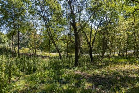 2037 Apple Valley Drive Howard OH 43028