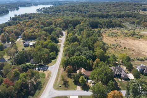 2037 Apple Valley Drive Howard OH 43028