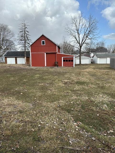 32 Zent Avenue Fredericktown OH 43019
