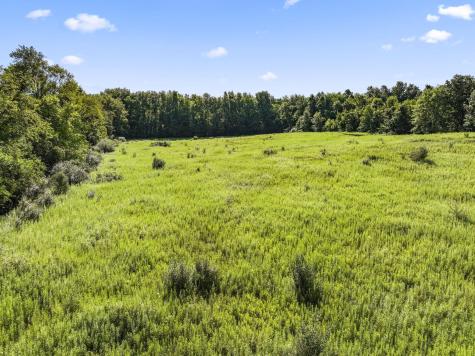 1933 County Road 194 Fredericktown OH 43019