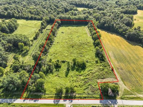 1933 County Road 194 Fredericktown OH 43019