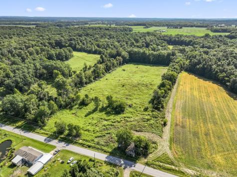 1933 County Road 194 Fredericktown OH 43019