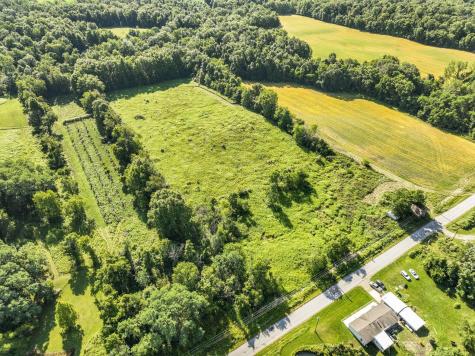 1933 County Road 194 Fredericktown OH 43019