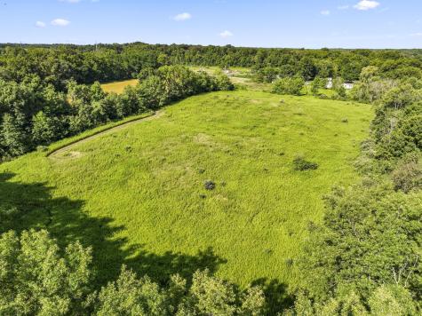 1933 County Road 194 Fredericktown OH 43019