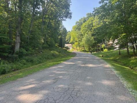 733 Grand View Drive Howard OH 43028