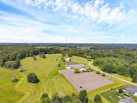 380 Highland Hills Drive Howard OH 43028