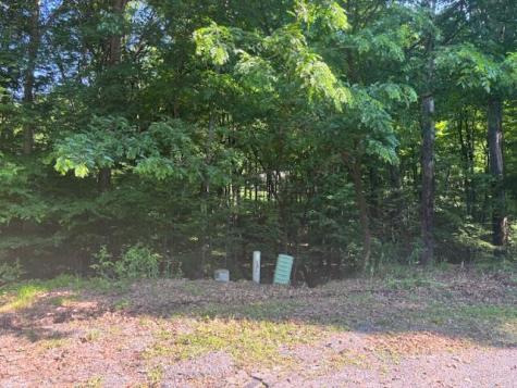 98 Valley Court Howard OH 43028