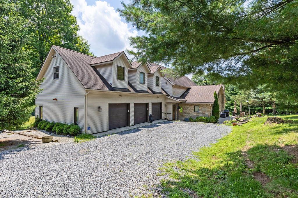 17766 Scott Road Mount Vernon OH 43050