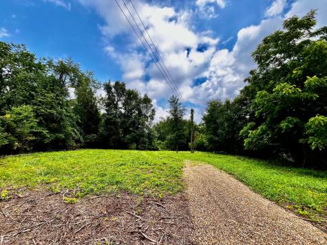 2496 Martinsburg Road Gambier OH 43022