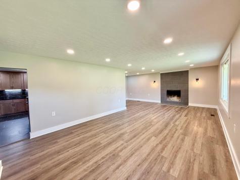 12761 Old Mansfield Road Mount Vernon OH 43050