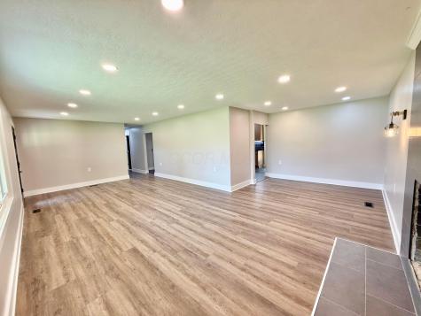 12761 Old Mansfield Road Mount Vernon OH 43050
