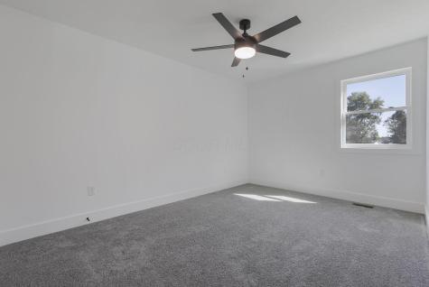 214 Crabapple Drive Howard OH 43028
