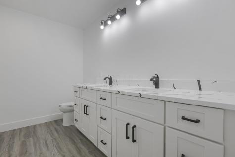 214 Crabapple Drive Howard OH 43028