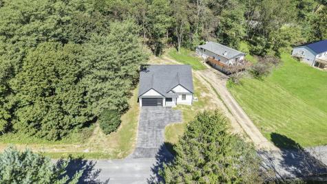 214 Crabapple Drive Howard OH 43028