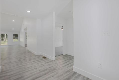 214 Crabapple Drive Howard OH 43028