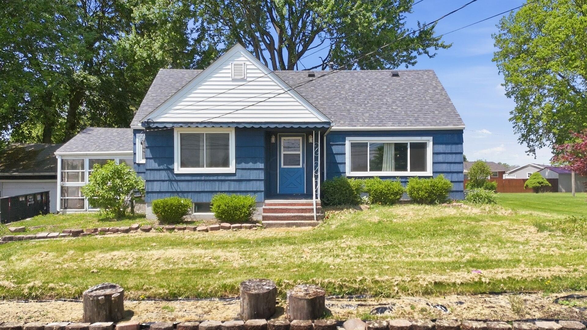 708 Portland Way N Galion OH 44833