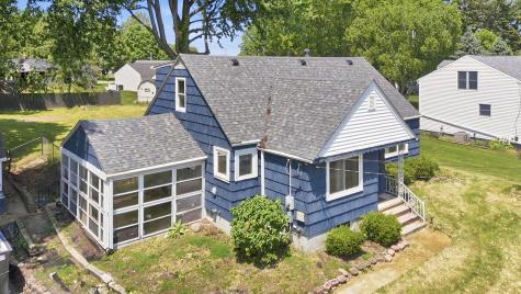 708 Portland Way N Galion OH 44833