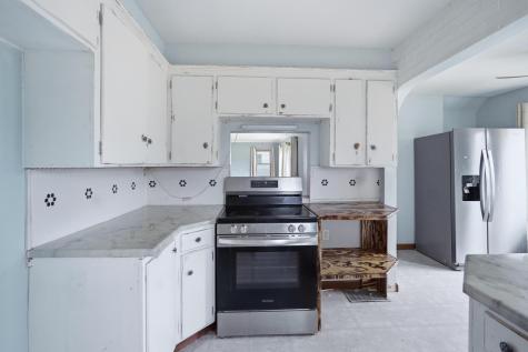 708 Portland Way N Galion OH 44833