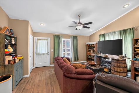 97 Baldwin Court Howard OH 43028