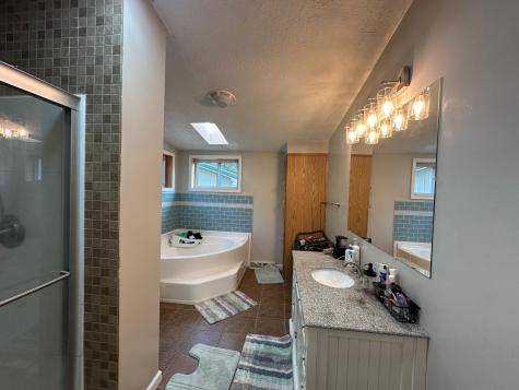 19360 Hampshire Road Utica OH 43080