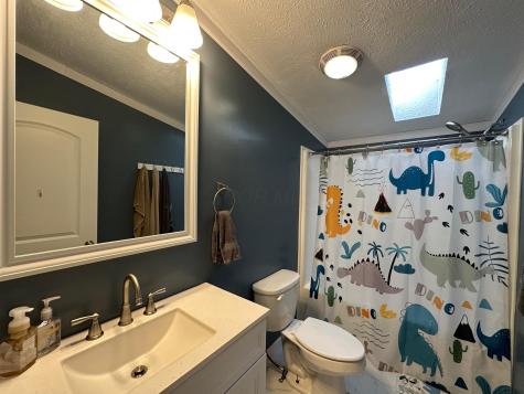 19360 Hampshire Road Utica OH 43080