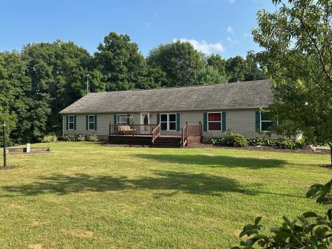 19360 Hampshire Road Utica OH 43080