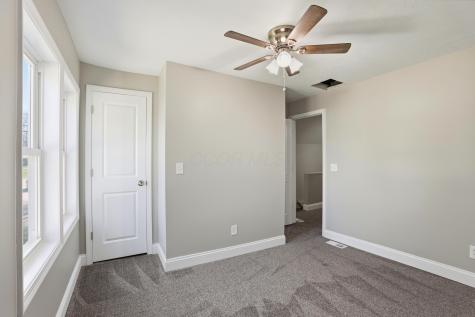 44 Maple Avenue Utica OH 43080