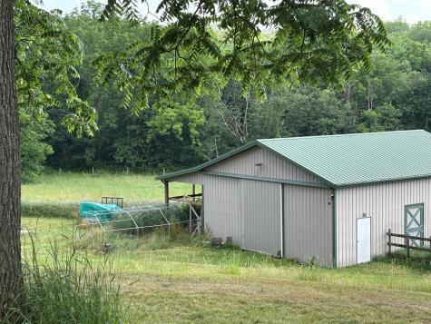 20561 Canada Road Gambier OH 43022