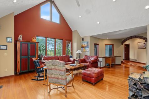 11417 Depolo Road Gambier OH 43022